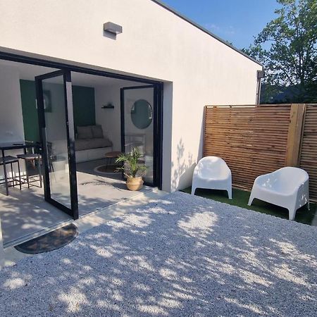 Le Patio : Studio Avec Exterieur Saint-Barthelemy-d'Anjou Esterno foto